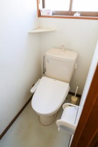 小山市粟宮1階トイレ