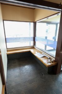 4221小山市粟宮 待合室