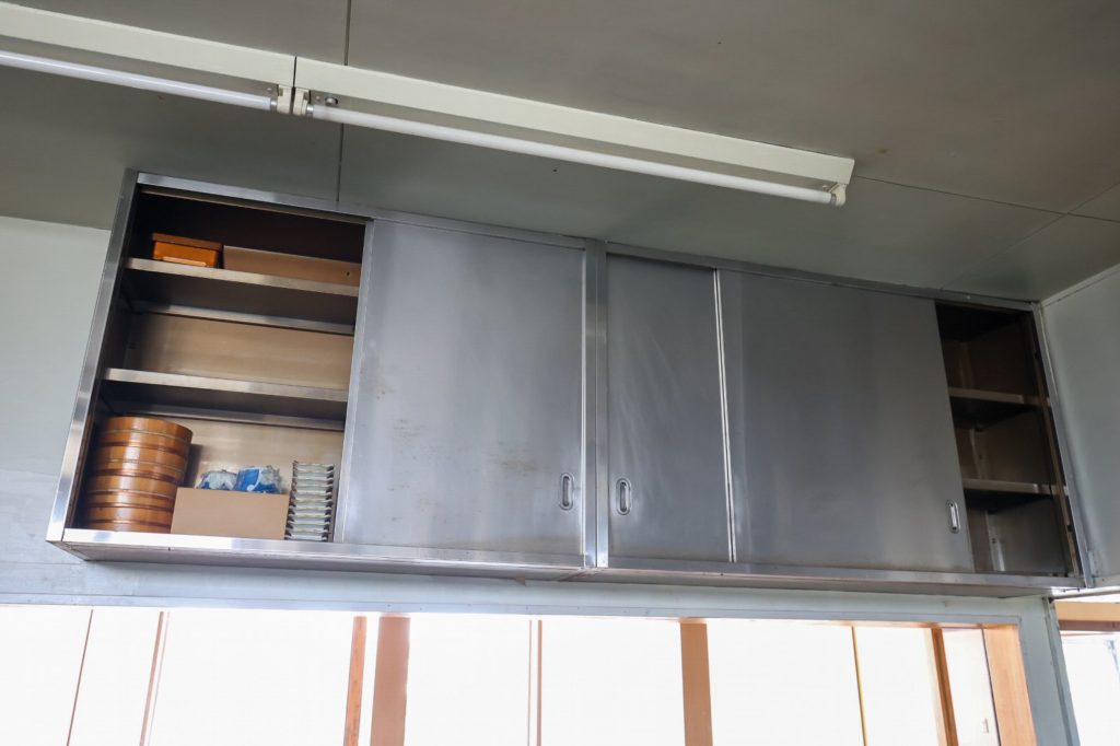 4221小山市粟宮 厨房棚