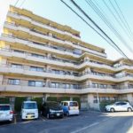 小山レジデンス外観