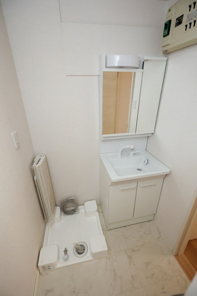 4473　カーサロブレ