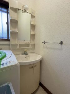 4649　小山市大字間々田