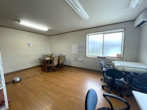 4718　小山市大字粟宮　倉庫