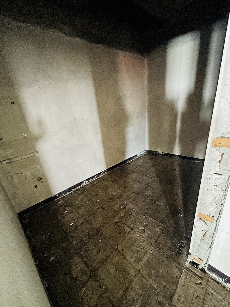 4815小山市城山町2-2-4